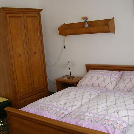 Pension Villa Hany Marianske Lazne Exterior photo